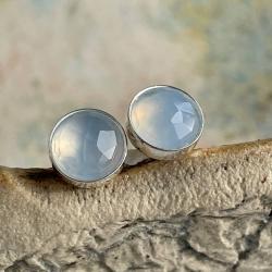 minimalistyczne,srebrne sztyfty,chalcedon - Kolczyki - Biżuteria